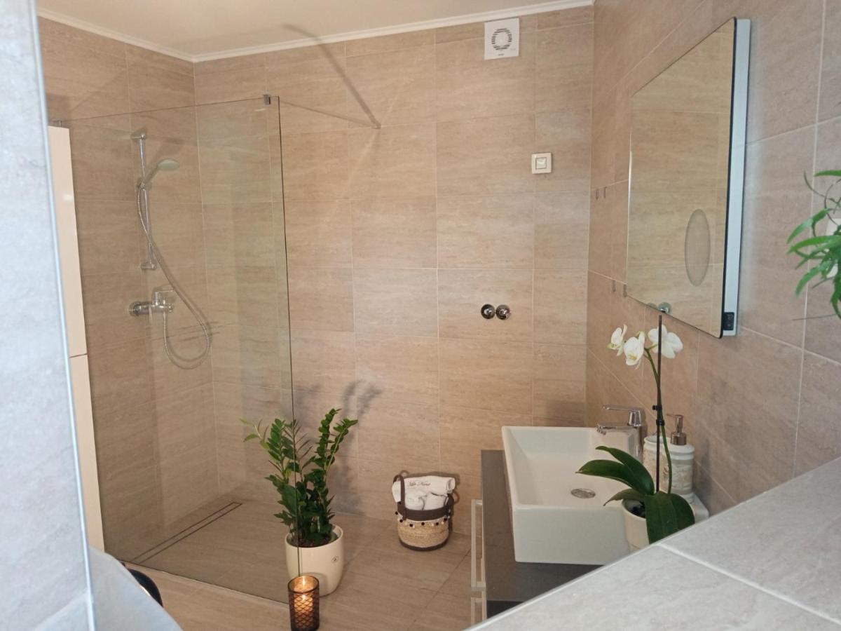 Villa Nona Tamara With Astonishing Sea & Mountains View Bribir  Buitenkant foto